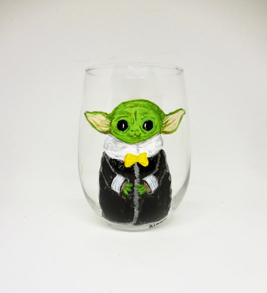 stemless wineglass with baby yoda groom design
