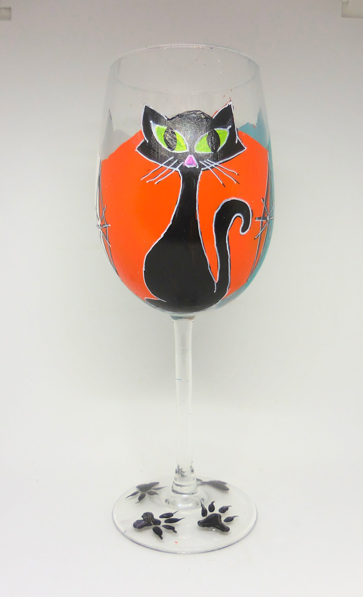 Wine Glass with Black Art Deco Cat Design