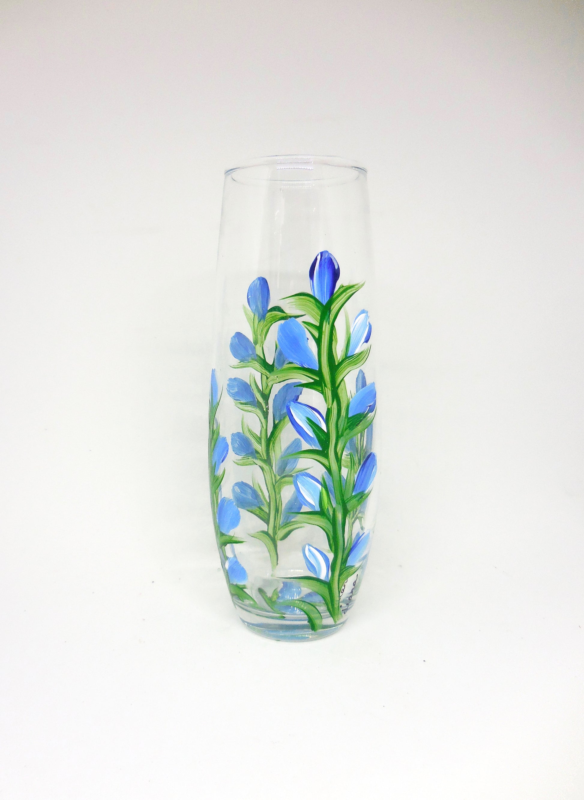 Tall champagne glass with bluebonnets design