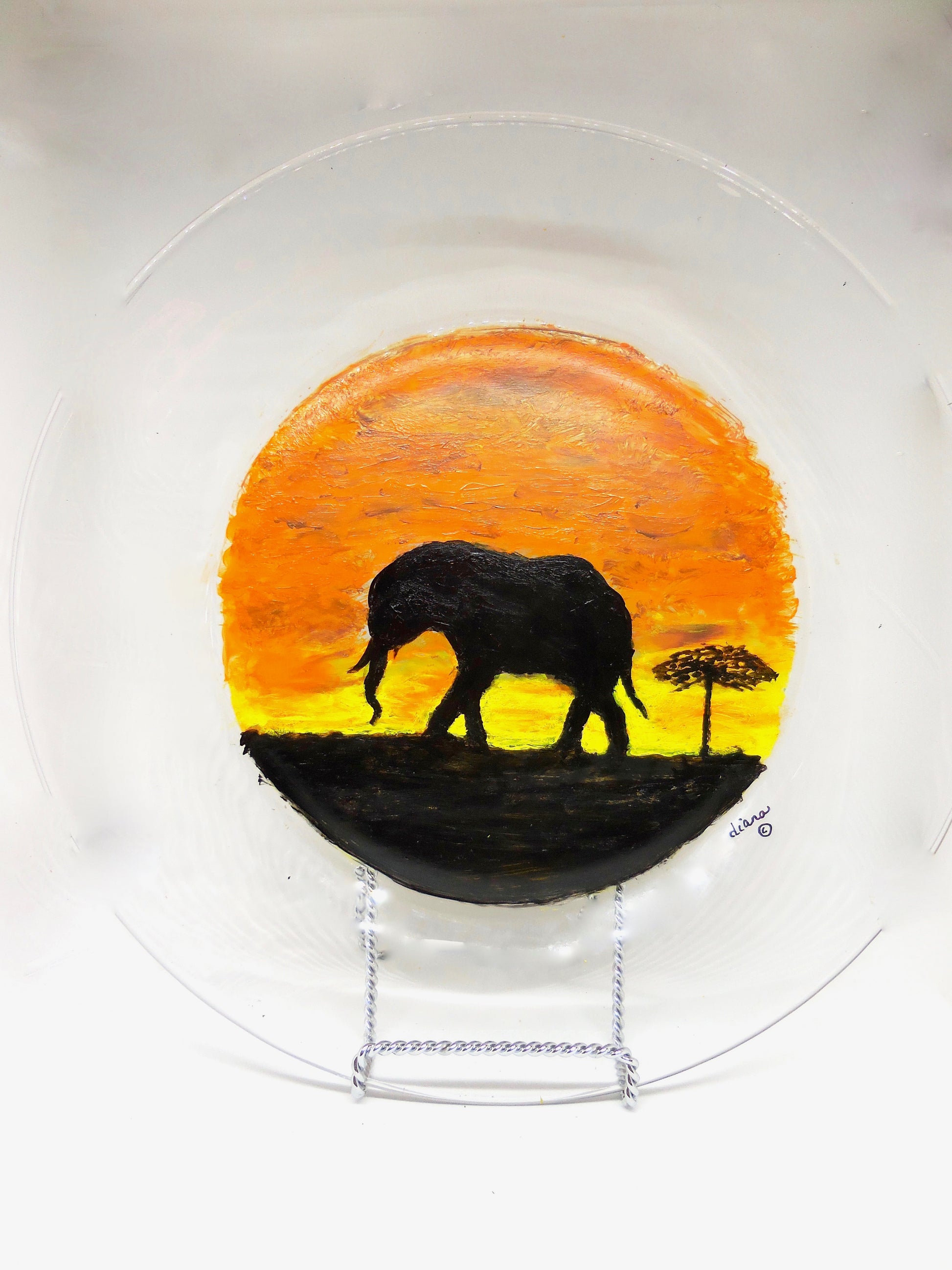 glass plate with elephant silhouette