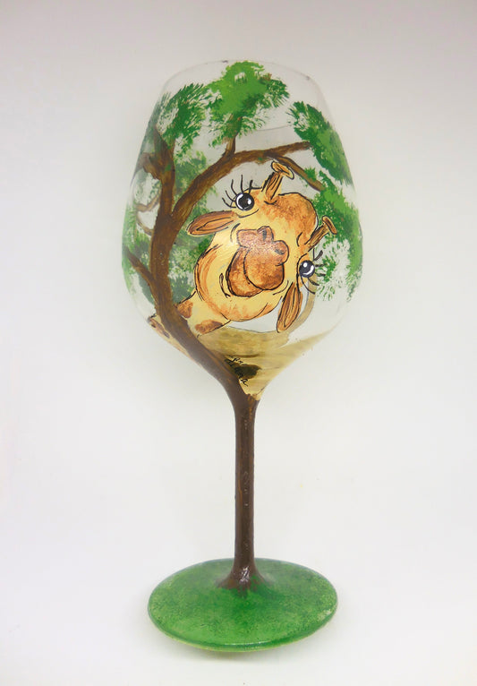 wine glass with giraffe