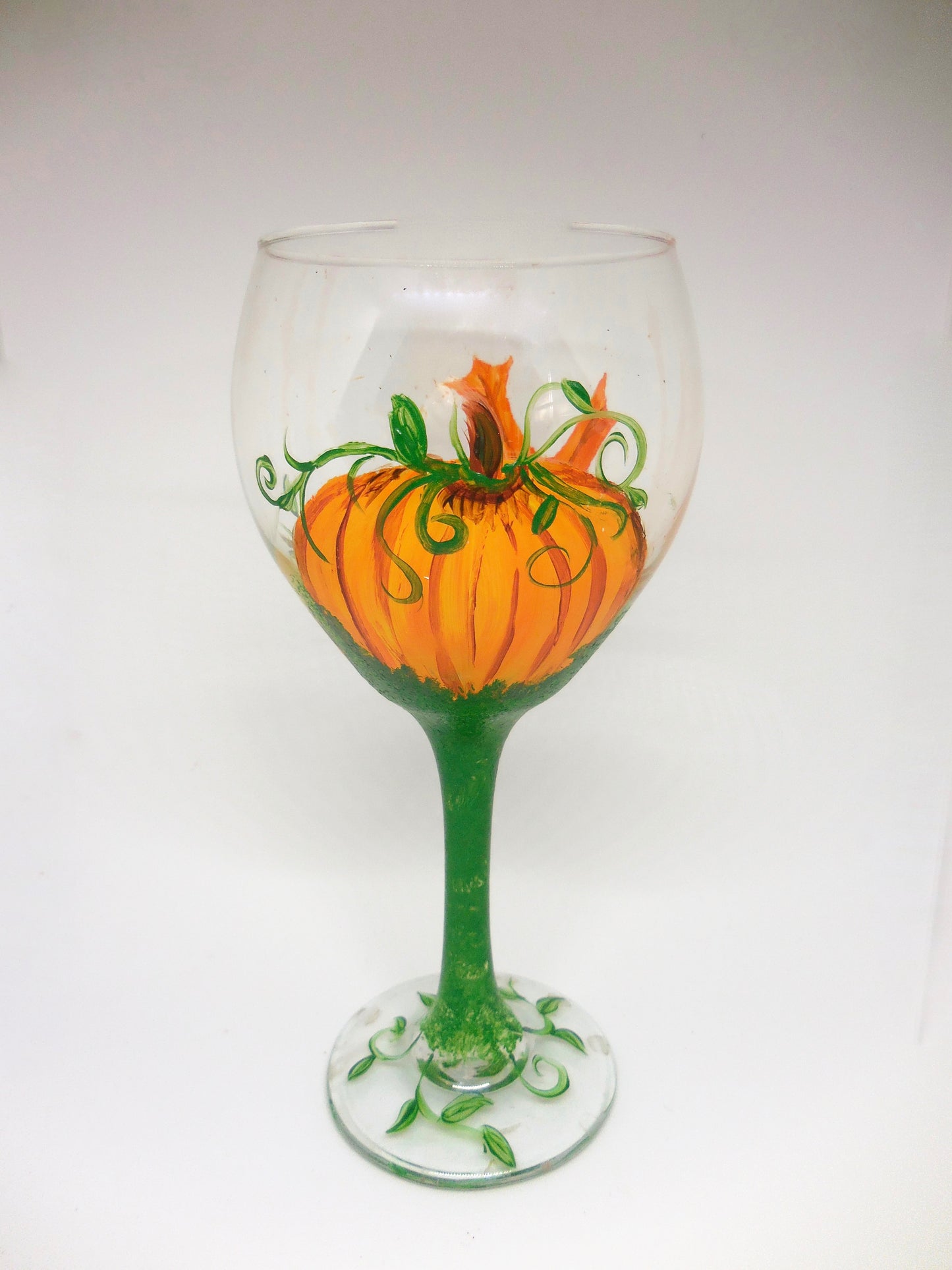 Pumpkin Wine Glass